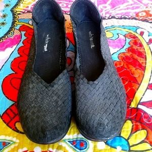 White Mt. Shoes size 11 NWOT